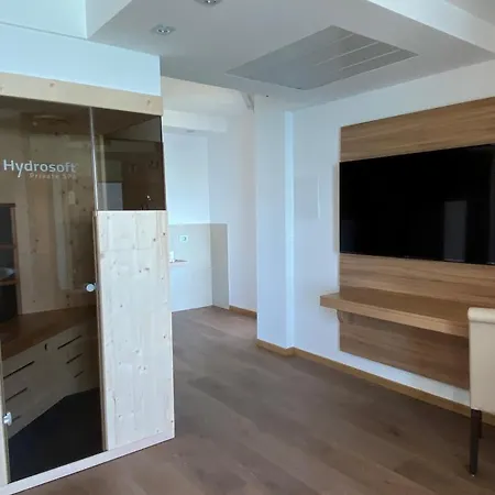 Otel Kriss Internazionale 4*