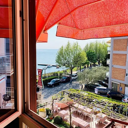 Otel Kriss Internazionale 4*