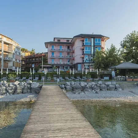 Kriss Internazionale Otel Bardolino