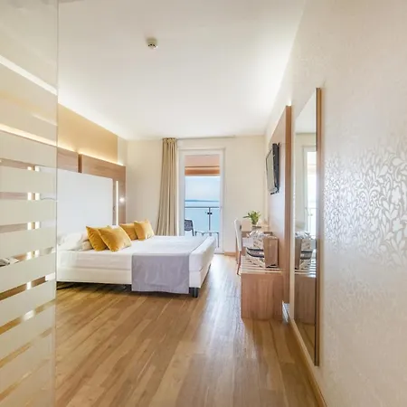 Kriss Internazionale 4*